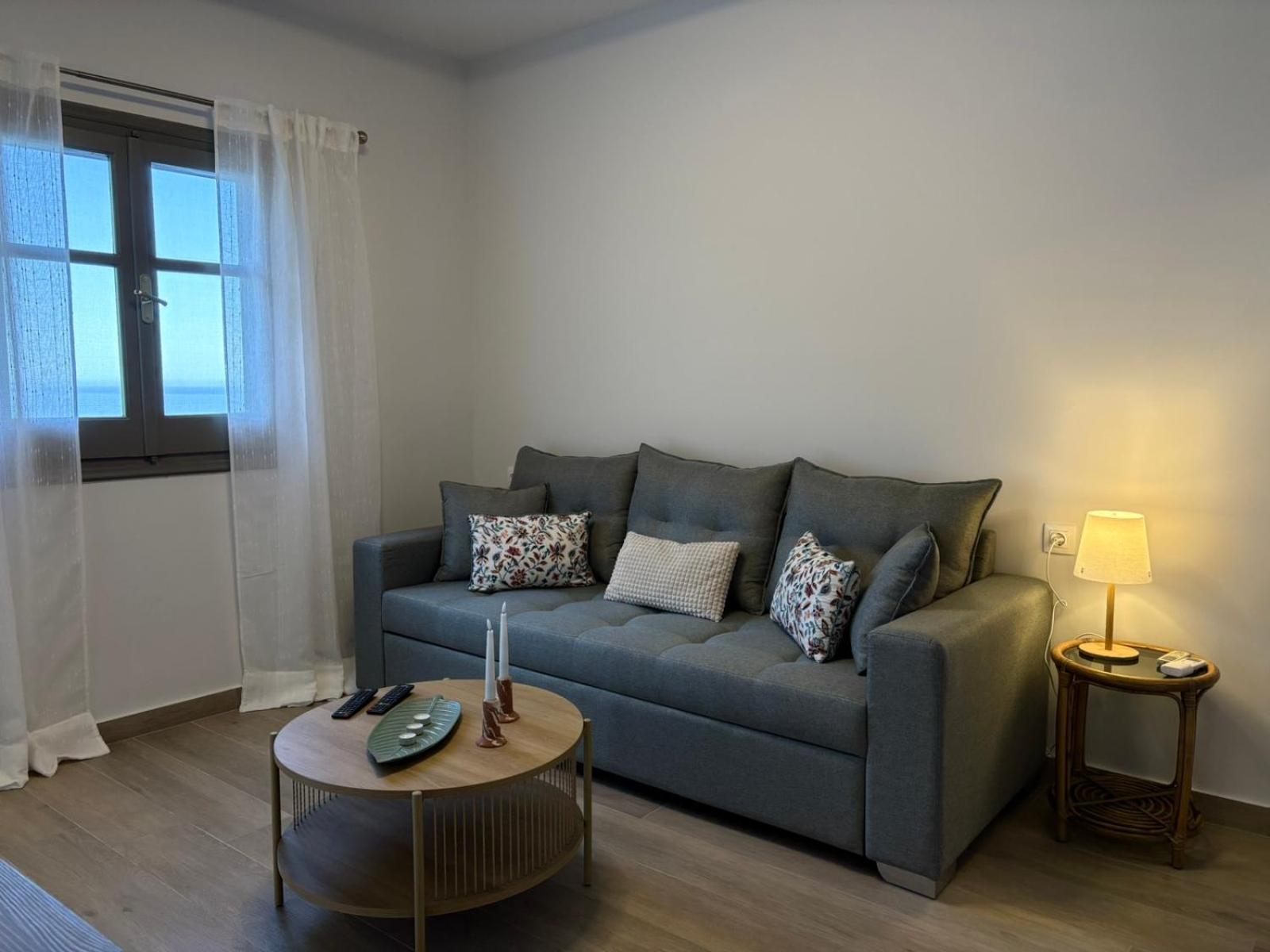 Vicky'S Panoramic View Apartments 佩雷卡斯 外观 照片